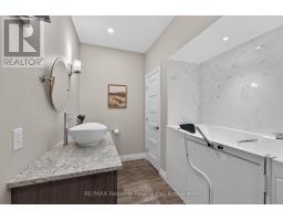 13 THIMBLEWEED DRIVE - 21