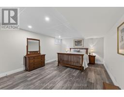 13 THIMBLEWEED DRIVE - 26