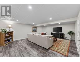 13 THIMBLEWEED DRIVE - 27