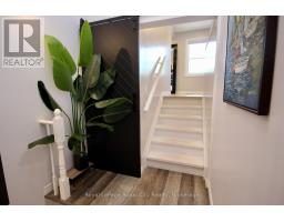 8 ROSEWOOD AVENUE - 22