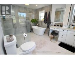 8 ROSEWOOD AVENUE - 25
