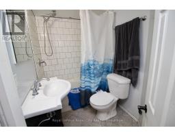 8 ROSEWOOD AVENUE - 35