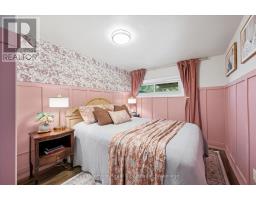 10 MACVILLE AVENUE - 15