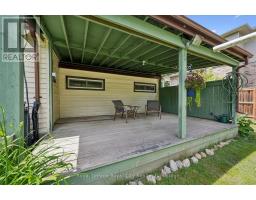 10 MACVILLE AVENUE - 23