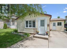 10 MACVILLE AVENUE - 3