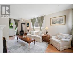 10 MACVILLE AVENUE - 5