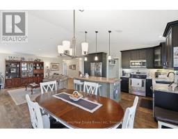323079 DURHAM ROAD E - 11