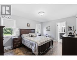 323079 DURHAM ROAD E - 15