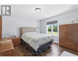 323079 DURHAM ROAD E - 19