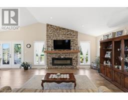 323079 DURHAM ROAD E - 7