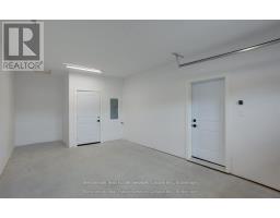 40 - 1182 QUEEN STREET - 12