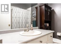 81 SOUTHVALE ROAD - 27