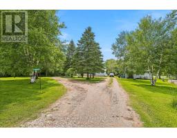 111466 GREY RD 14 - 33