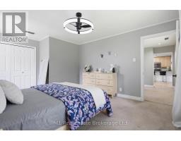 120 WELLINGTON 7 ROAD - 19