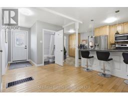 120 WELLINGTON 7 ROAD - 21