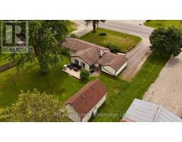 120 WELLINGTON 7 ROAD - 35