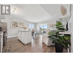 102 - 104 SUMMIT RIDGE DRIVE - 11