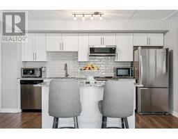 102 - 104 SUMMIT RIDGE DRIVE - 18