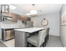 102 - 104 SUMMIT RIDGE DRIVE - 41