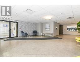 102 - 104 SUMMIT RIDGE DRIVE - 6
