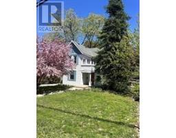 17 WAUBEEK STREET - 2