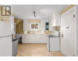17 WAUBEEK STREET - 21