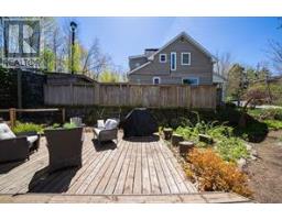 17 WAUBEEK STREET - 6