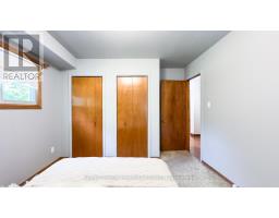 10 BISSETT COURT - 32
