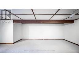 10 BISSETT COURT - 34