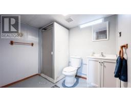 10 BISSETT COURT - 42