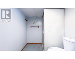 10 BISSETT COURT - 44