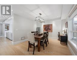 24 WATSON CRESCENT - 16