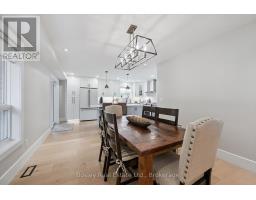 24 WATSON CRESCENT - 17