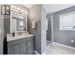 24 WATSON CRESCENT - 27