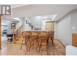 24 WATSON CRESCENT - 28