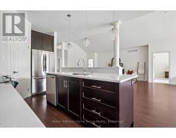 27 RILEY CRESCENT - 21