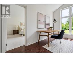 27 RILEY CRESCENT - 24