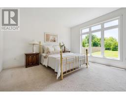 27 RILEY CRESCENT - 25