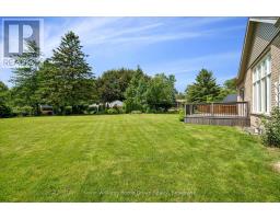 27 RILEY CRESCENT - 36