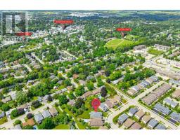 27 RILEY CRESCENT - 39