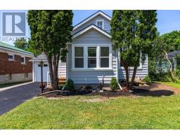 902 HURON TERRACE - 1