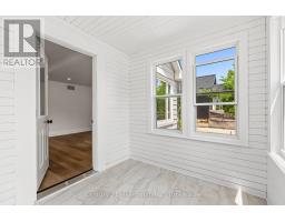 902 HURON TERRACE - 10