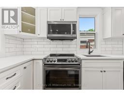 902 HURON TERRACE - 16