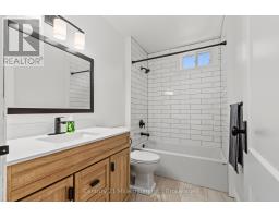 902 HURON TERRACE - 21