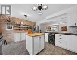 129 PARKSIDE DRIVE W - 19
