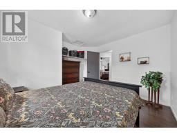 129 PARKSIDE DRIVE W - 27