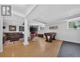 129 PARKSIDE DRIVE W - 30