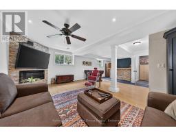 129 PARKSIDE DRIVE W - 33