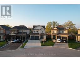 192 HARPIN WAY E - 2