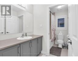 192 HARPIN WAY E - 33